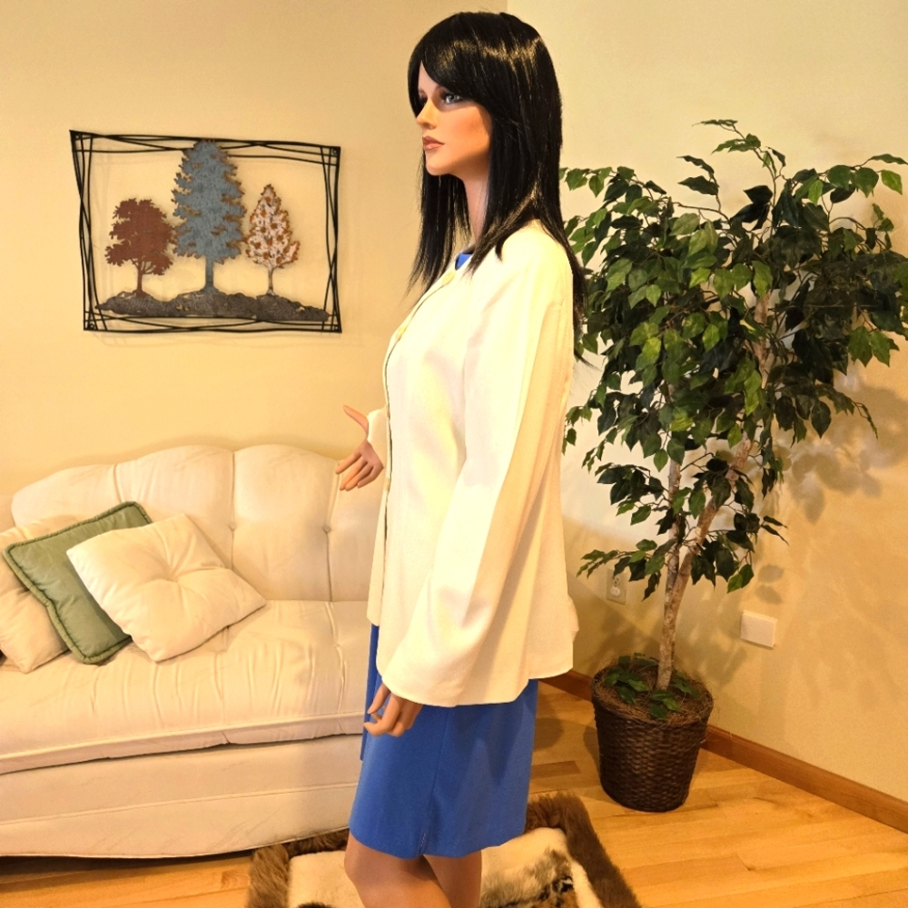 Rena Rowan Woman’s White Jacket, Loop Buttons, Cl… - image 6